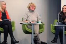 Christa Wichterich, Moderatorin Ulrike Baureithel, Susanne Schultz (v.l.n.r.)