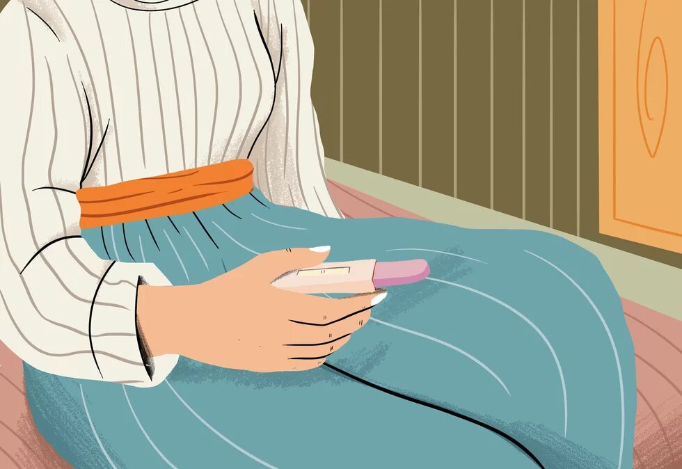 Illustration: Eine anonyme Person hält einen Schwangerschaftstest in der Hand.