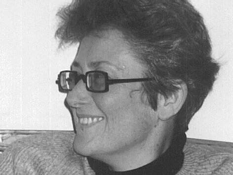 Portrait von Gunda Werner in schwarz-weiß