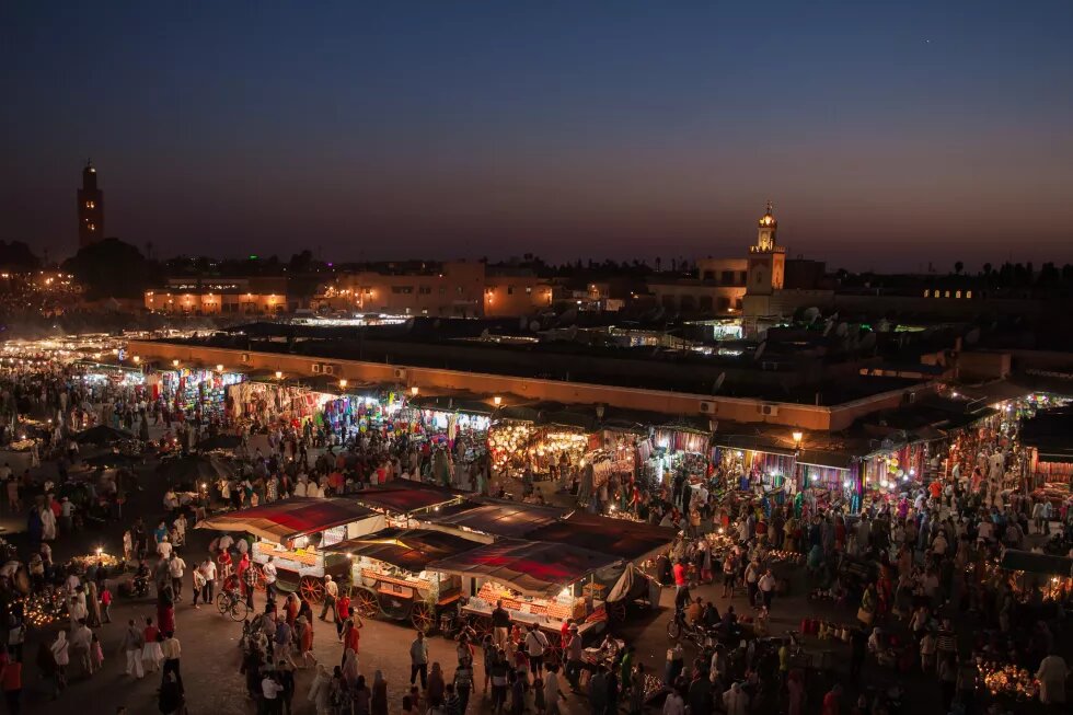 Place Jemaa el-Fna - Marrakech - Morocco - Maroc - Maroko - Μαρόκο - Fas - Marruecos - Marokko - Марокко - Night - Nuit - Photo Image Photography www.supercar-roadtrip.fr Blick auf die Altstadt von Marrakech