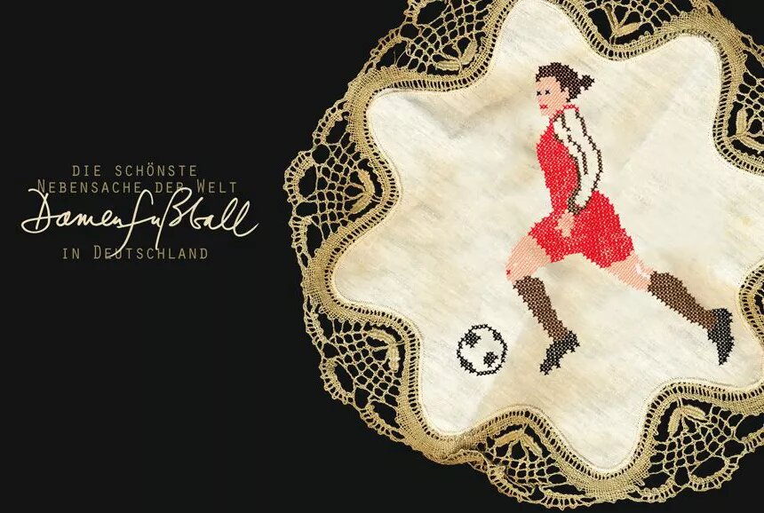 Der Dokumentarfilm 'Die Schönste Nebensache der Welt' erzählt von Fußballpionierinnen in Deutschland Der Dokumentarfilm 'Die Schönste Nebensache der Welt' erzählt von Fußballpionierinnen in Deutschland