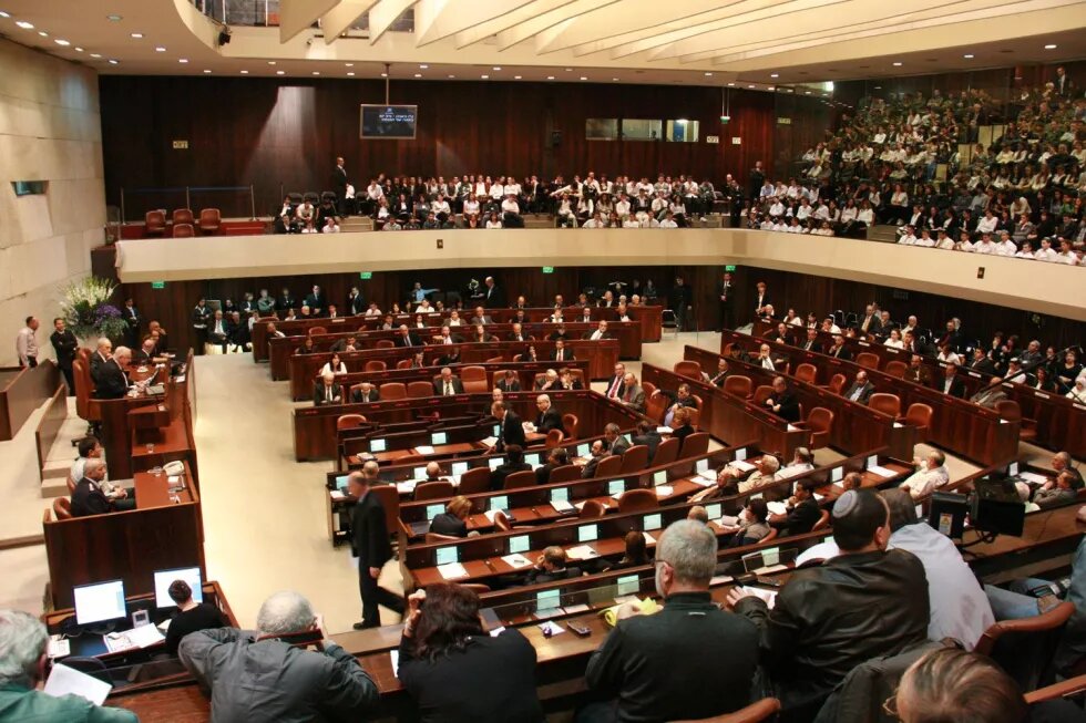 UN Security Council Resolution 1325, of October 31, 2000, sent a significant message to many countries, including Israel UN Security Council Resolution 1325, of October 31, 2000, sent a significant message to many countries, including Israel