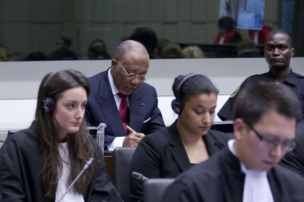 Liberias Ex-Präsident Charles Taylor	erwartet das Urteil des Sondergerichtshof für Sierra Leone (SCSL).