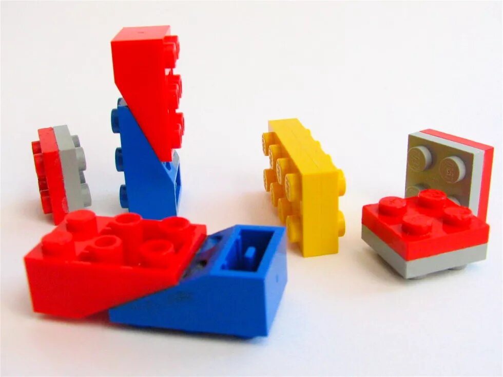 Foto von ein paar Legosteinen