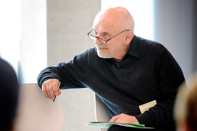 Prof. Dr. Harry Friebel Prof. Dr. Harry Friebel im Gespräch
