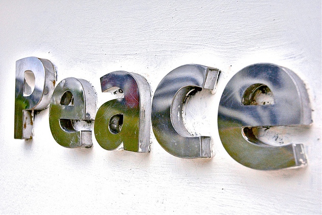 "Peace" (Frieden) Peace-Aufschrift