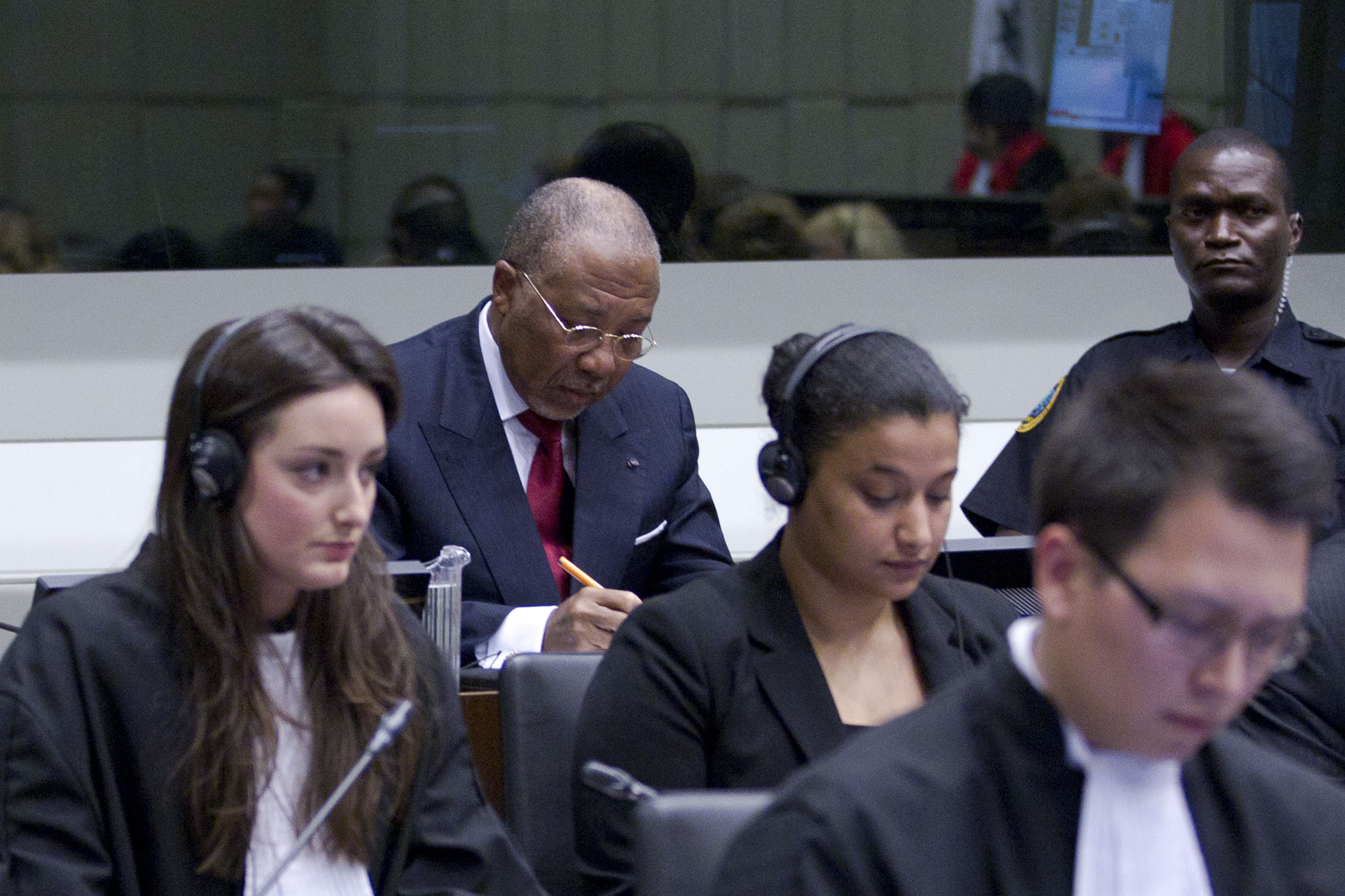 Liberias Ex-Präsident Charles Taylor erwartet das Urteil des Sondergerichtshof für Sierra Leone (SCSL). Liberias Ex-Präsident Charles Taylor erwartet das Urteil des Sondergerichtshof für Sierra Leone (SCSL).