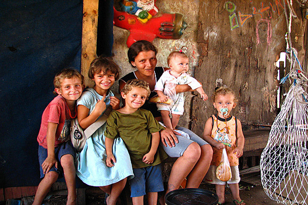 Frau mit Kindern in Brasilien Frau mit Kindern in Brasilien