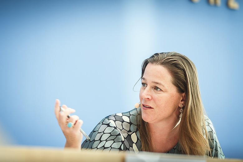 Die Schriftstellerin Annika Reich während der Konferenz.