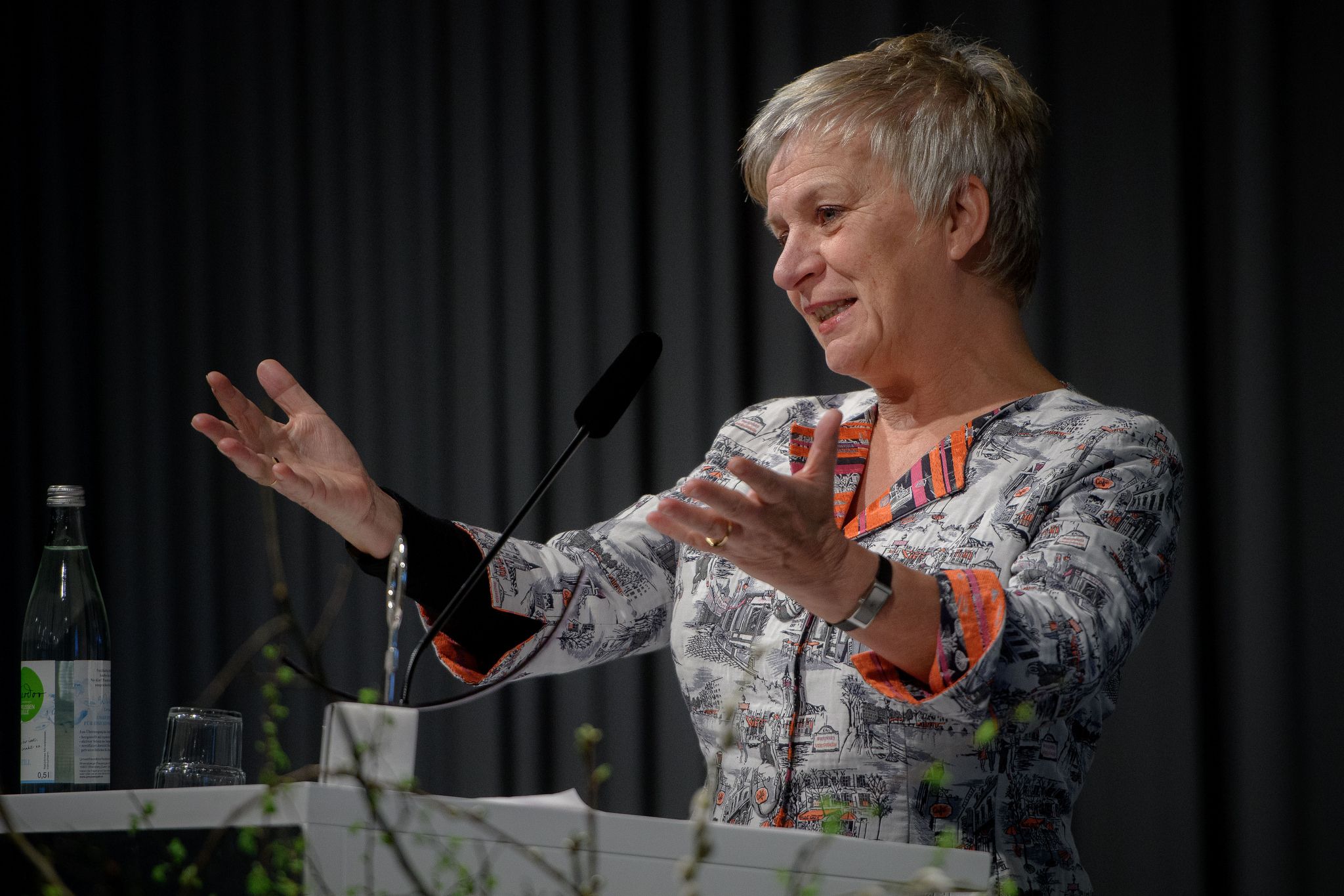 Barbara Unmüßig Barbara Unmüßig hält eine Rede