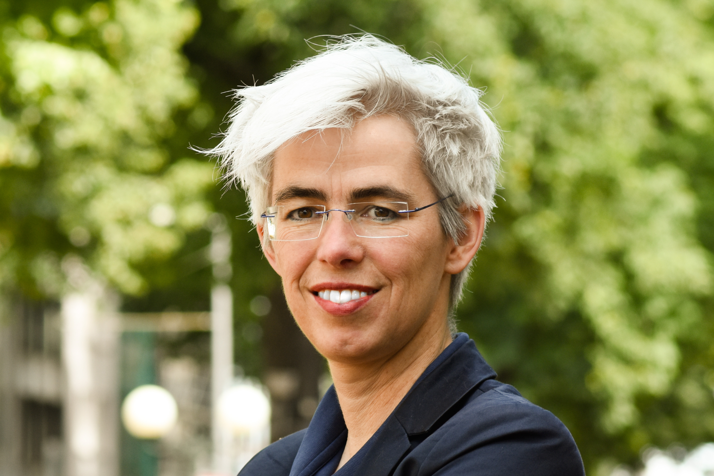 Der Paragraph 219a: Ulle Schauws ist frauen- und queerpolitische Sprecherin der Bundestagsfraktion von Bündnis 90/Die Grünen Der Paragraph 219a: Ein Foto von Ulle Schauws
